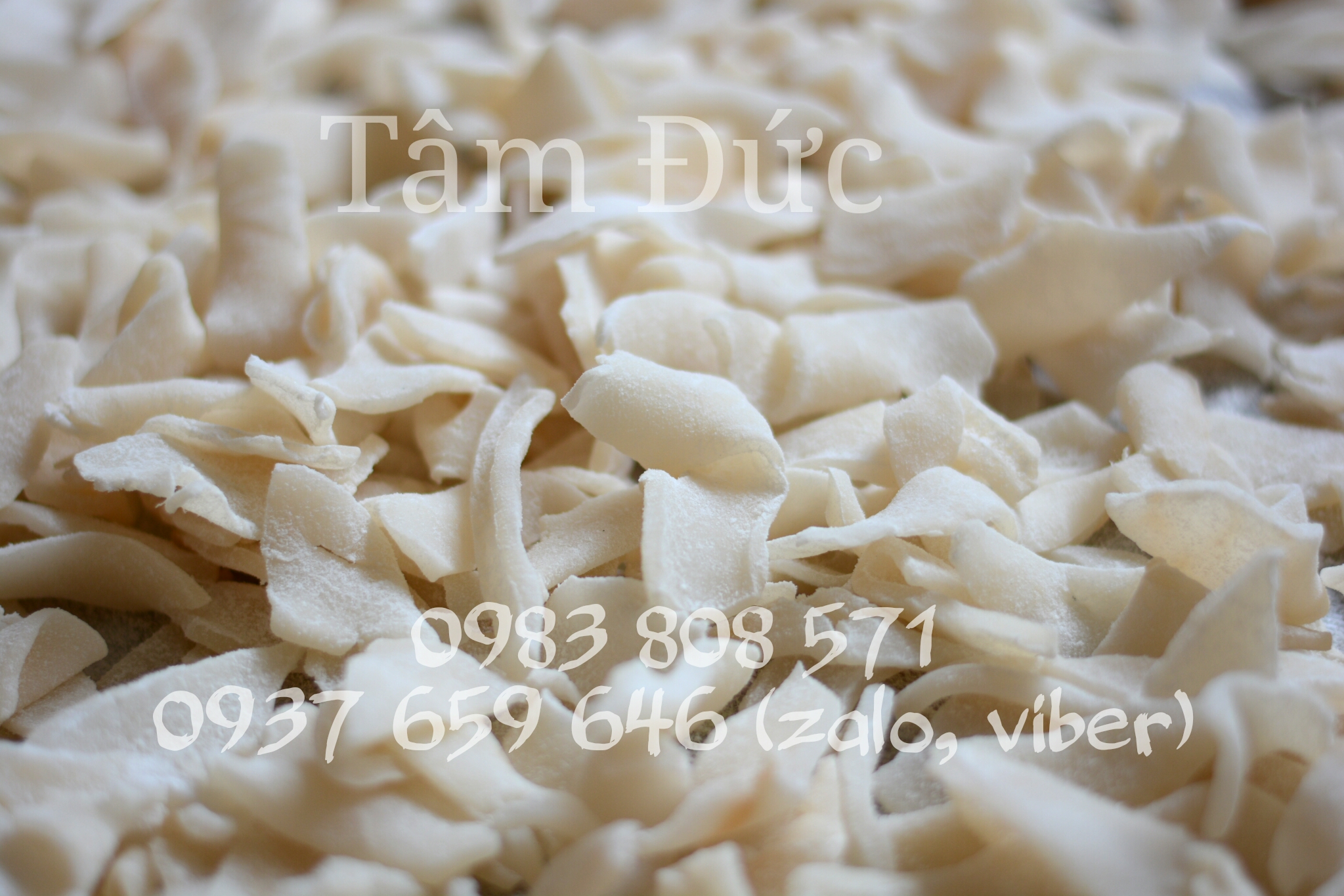 Mứt dừa non miếng vị truyền thống