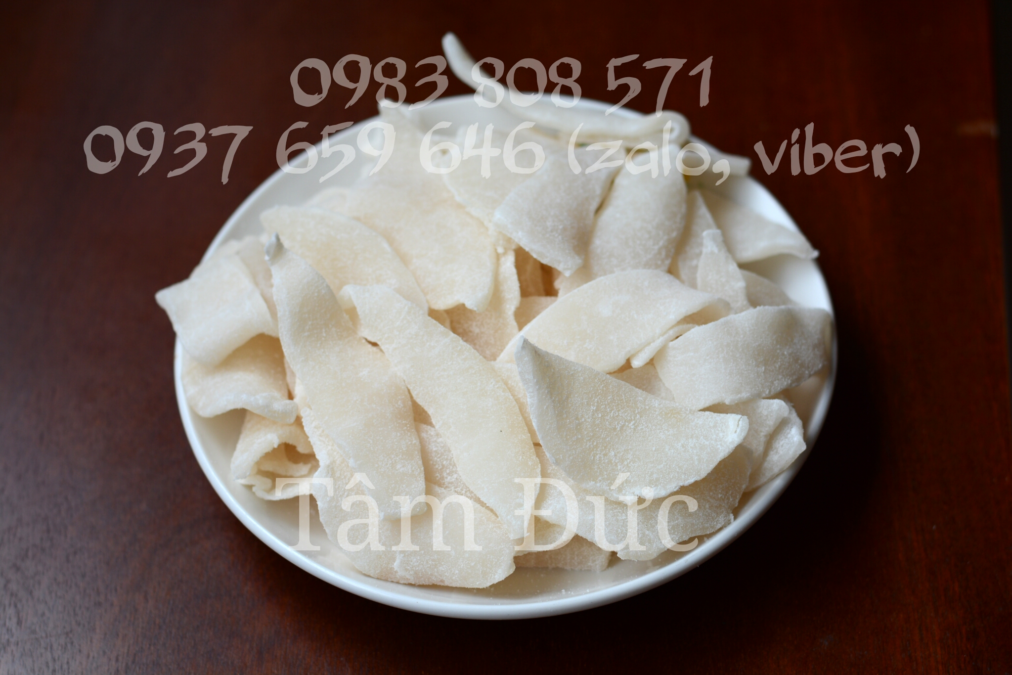 Mứt dừa non miếng vị truyền thống