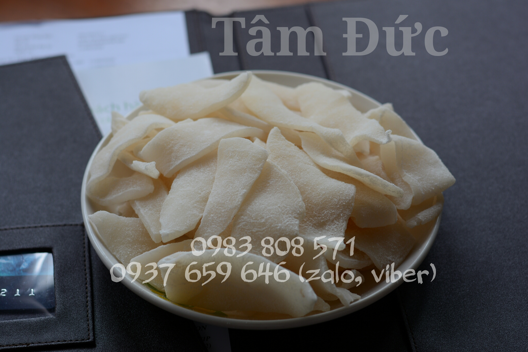 Mứt dừa non miếng vị truyền thống