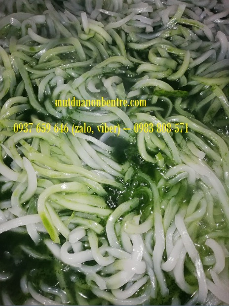Mứt dừa non vị Lá Dứa